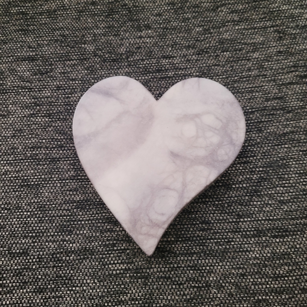 Cute Heart-Shaped Marble Accent